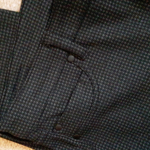 LIVERPOOL Houndstooth Black & Grey Stretch Slim Leg Pants - Picture 4 of 13